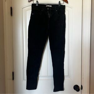 Levi black denim high rise skinny jean size 30
